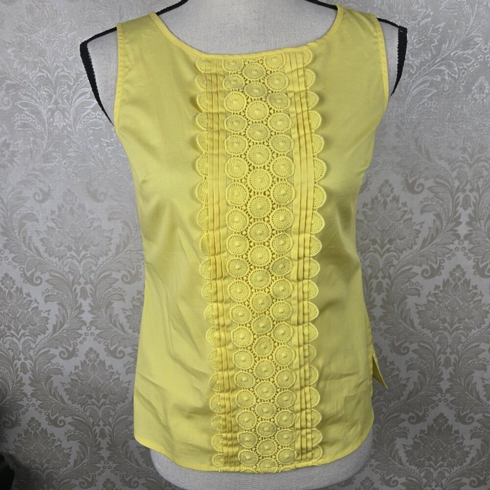 Talbots Petites Stretch Size 0P Yellow Sleeveless Top Cotton Lace Front Detail